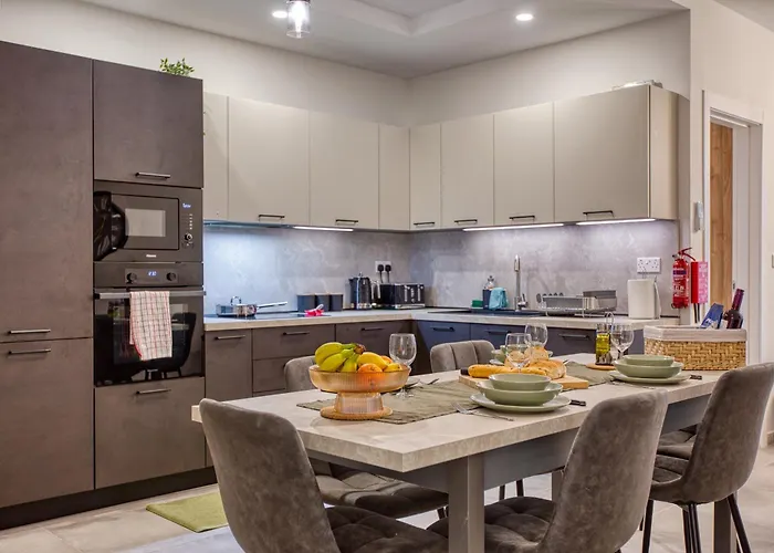 The Gate - A Fortress Of Luxury By Solea Homes 아파트 *