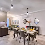 The Gate - A Fortress Of Luxury By Solea Homes Lägenhet