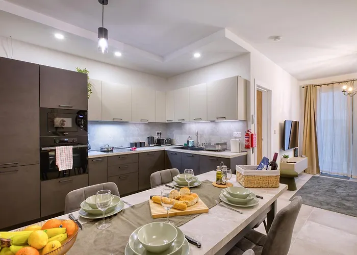 The Gate - A Fortress Of Luxury By Solea Homes Apartament *